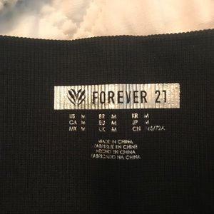 Forever 21 Pants - π NWOT Forever 21 High Waist Capri Leggings π€ Forever 21 Pants - π NWOT Forever 21 High Waist Capri Leggings π€